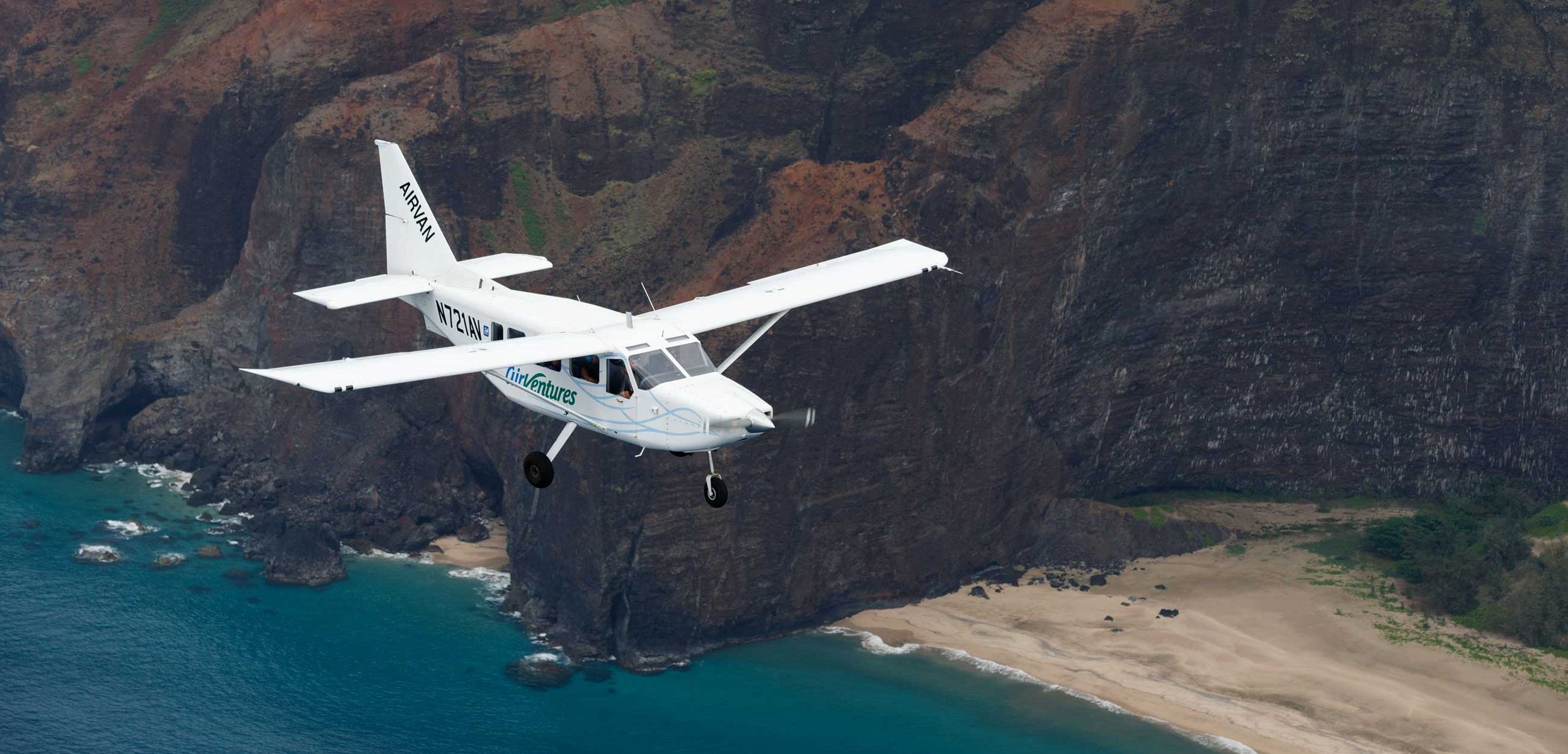 Kauai Helicopter or Airplane Tour